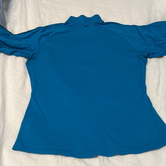 Nike long sleeved top - Turquoise - zipper neck and reflective details - Large - Picture 7 of 10